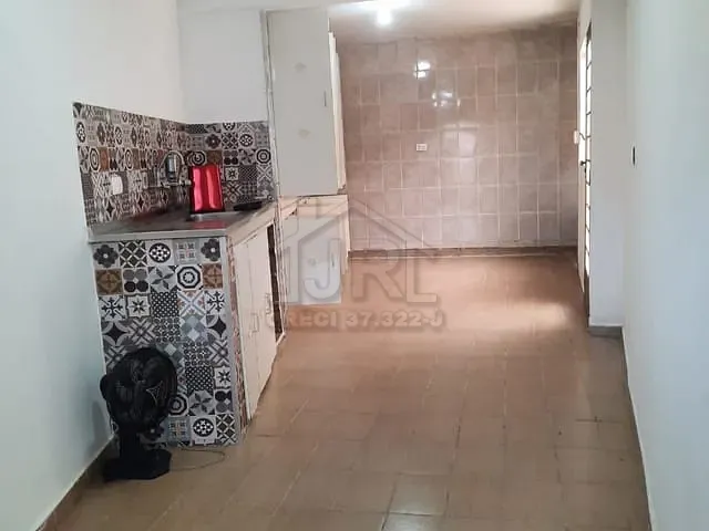 Casa com 250m² 3 quartos e 1 banheiro, à venda, no bairro Jardim Zaira em Mauá