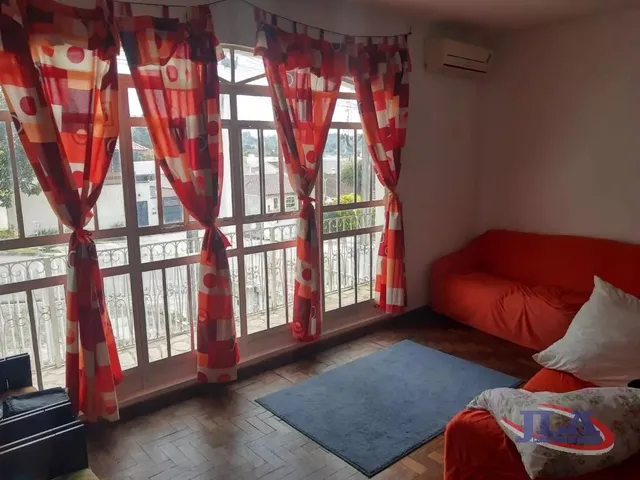 Casa com 262m² 4 quartos e 3 banheiros, à venda, no bairro Boa Vista em Curitiba