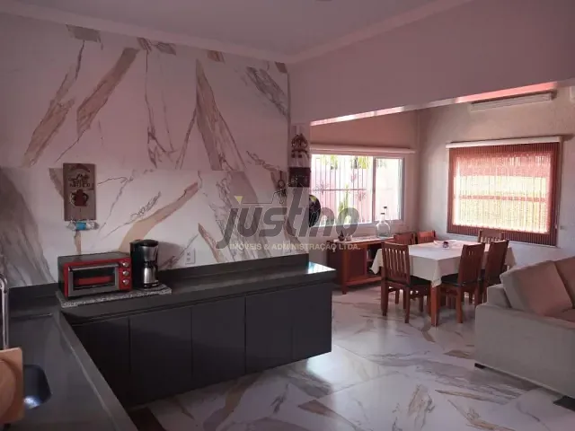 Casa com 420m² 3 quartos e 3 banheiros, à venda, no bairro Cibratel II em Itanhaém