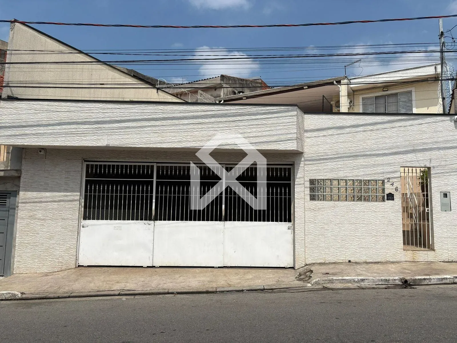 Casa, 4 quartos, 173 m² - Foto 1
