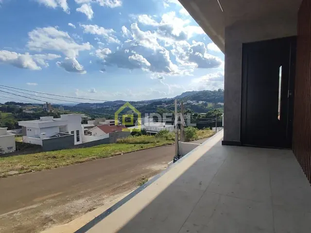 Casa 3 quartos e 2 banheiros, à venda, no bairro Nossa Senhora da Salete em Concórdia
