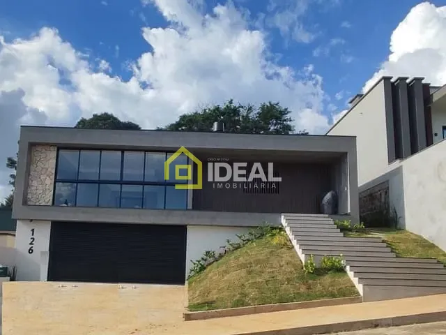 Casa 3 quartos e 2 banheiros, à venda, no bairro Nossa Senhora da Salete em Concórdia