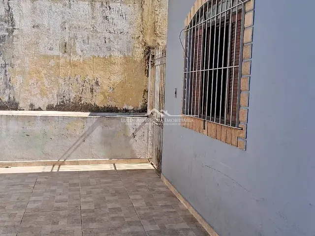 Casa 4 quartos e 2 banheiros, à venda, no bairro Jardim Ipanema (Cidade Líder) em São Paulo