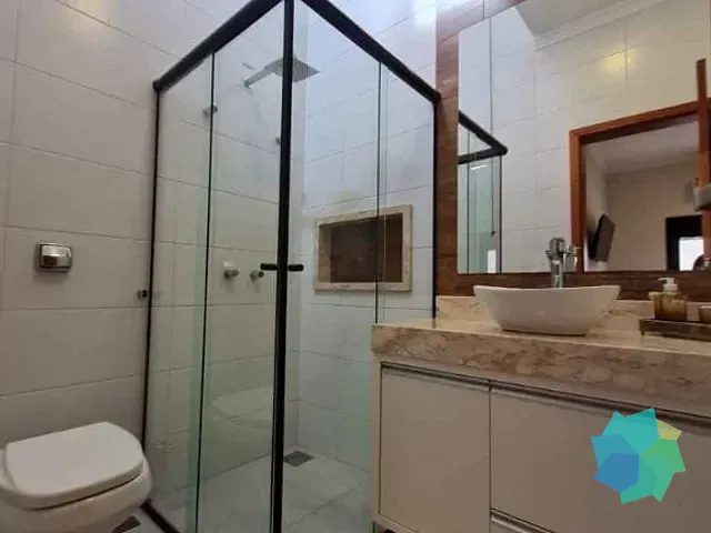Casa com 180m² 3 quartos e 3 banheiros, à venda, no bairro Jardim Guarujá em Salto