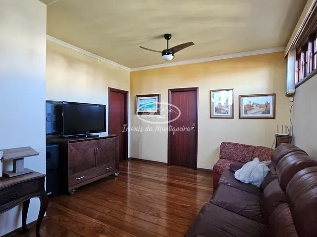 Casa com 973m² 4 quartos e 4 banheiros, à venda, no bairro Jardim Brasília em Resende