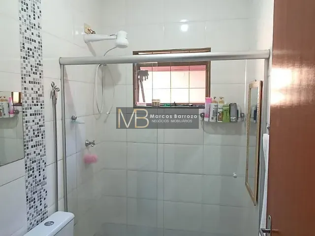 Casa com 198m² 3 quartos e 2 banheiros, à venda, no bairro Conjunto Habitacional José Garcia Molina em Londrina