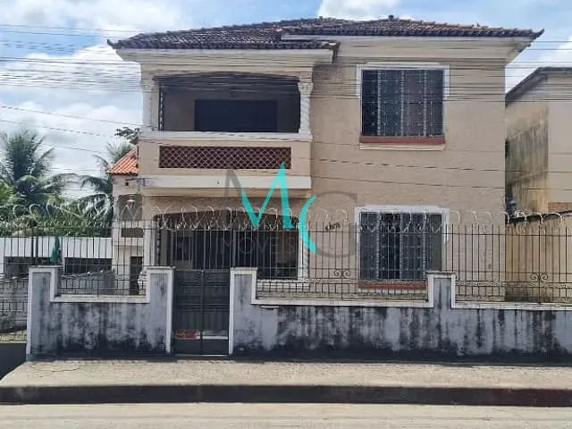 Casa com 926m² 5 quartos e 3 banheiros, à venda ou para alugar, no bairro Santíssimo em Rio de Janeiro
