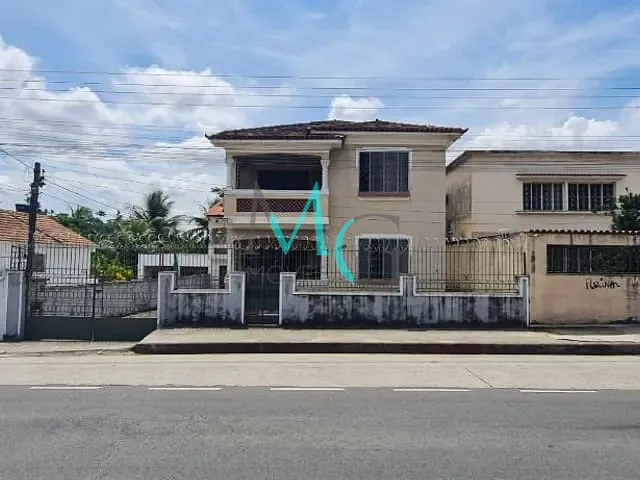 Casa com 926m² 5 quartos e 3 banheiros, à venda ou para alugar, no bairro Santíssimo em Rio de Janeiro