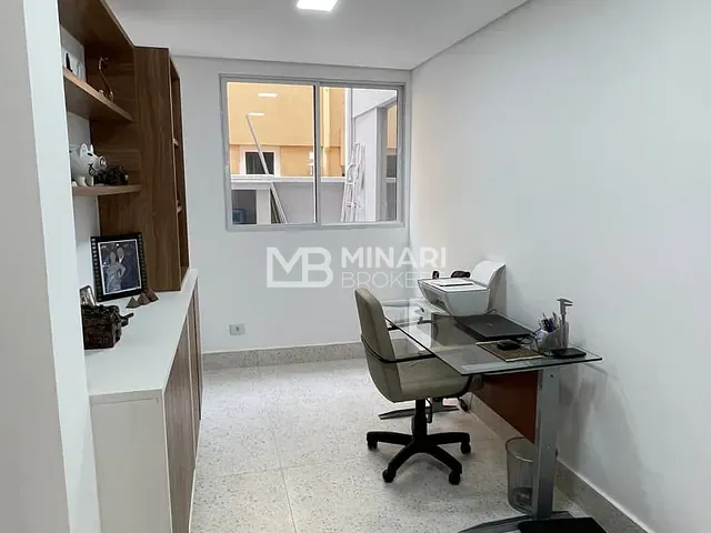 Casa com 303m² 4 quartos e 6 banheiros, à venda, no bairro Alphaville em Santana de Parnaíba