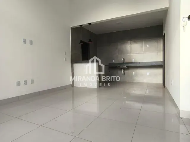 Casa 3 quartos e 3 banheiros, à venda, no bairro Parque Ibirapuera em Aparecida de Goiânia