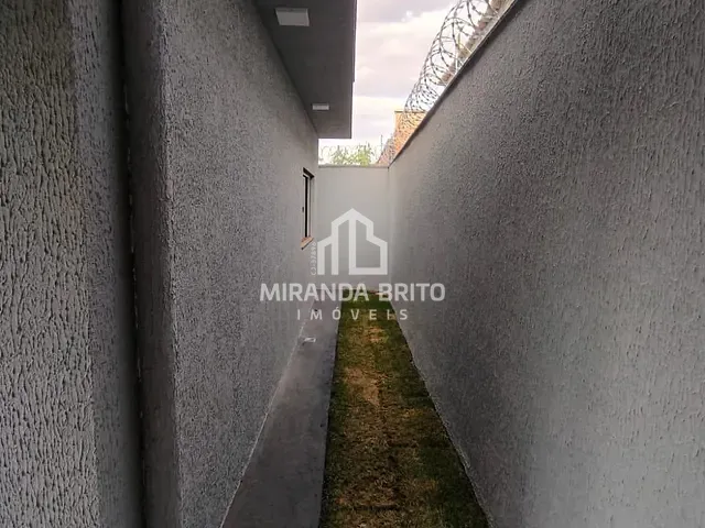 Casa 3 quartos e 3 banheiros, à venda, no bairro Parque Ibirapuera em Aparecida de Goiânia