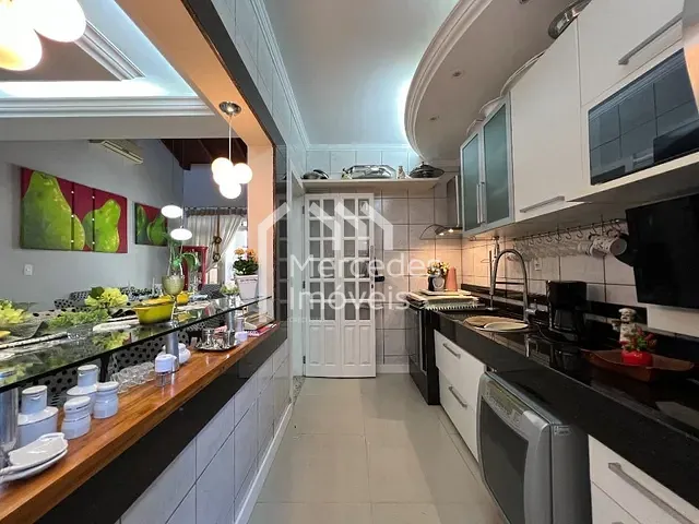 Casa com 552m² 3 quartos e 5 banheiros, à venda, no bairro Dom Bosco em Itajaí