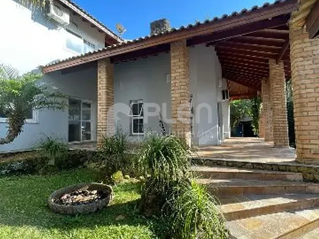 Casa com 1300m² 4 quartos e 3 banheiros, à venda, no bairro Samambaia em Mairiporã