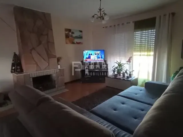 Casa com 436m² 3 quartos e 2 banheiros, à venda, no bairro Três Vendas em Pelotas