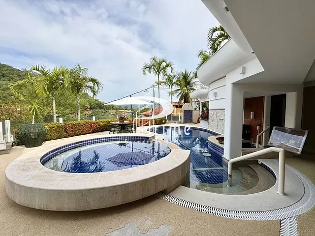 Casa com 1100m² 5 quartos e 11 banheiros, à venda, no bairro Piratininga em Niterói