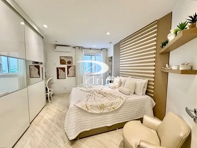 Casa com 1100m² 5 quartos e 11 banheiros, à venda, no bairro Piratininga em Niterói