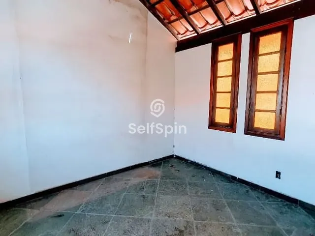 Casa com 180m² 3 quartos e 2 banheiros, para alugar, no bairro Piratininga em Niterói