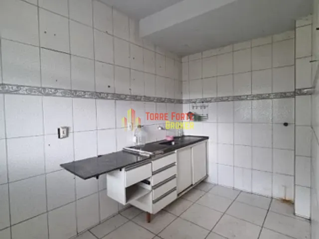 Casa com 150m² 2 quartos e 2 banheiros, à venda, no bairro Belo Vale em Santa Luzia