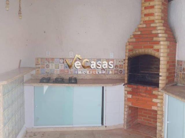 Casa com 82m² 2 quartos e 1 banheiro, à venda, no bairro Maria Turri em Rio das Ostras