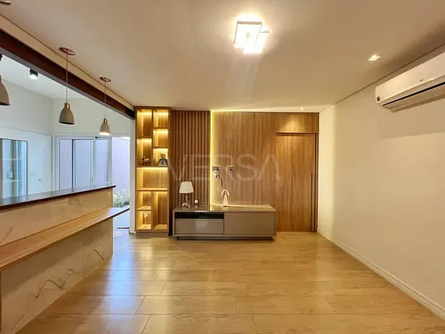 Casa com 188m² 2 quartos e 3 banheiros, à venda, no bairro Centro em Santa Gertrudes