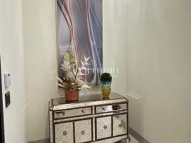 Casa 4 quartos e 4 banheiros, para alugar, no bairro Jardim Tarobá em Cambé