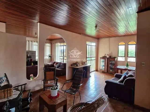 Casa com 640m² 2 quartos e 2 banheiros, à venda, no bairro Jardim das Palmeiras em Sinop