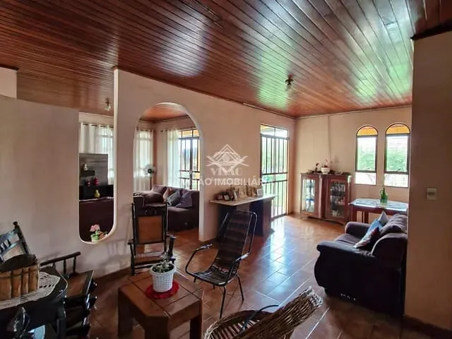 Casa com 640m² 2 quartos e 2 banheiros, à venda, no bairro Jardim das Palmeiras em Sinop