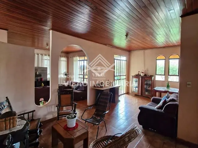 Casa com 640m² 2 quartos e 2 banheiros, à venda, no bairro Jardim das Palmeiras em Sinop