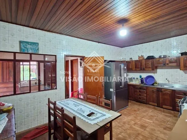 Casa com 640m² 2 quartos e 2 banheiros, à venda, no bairro Jardim das Palmeiras em Sinop