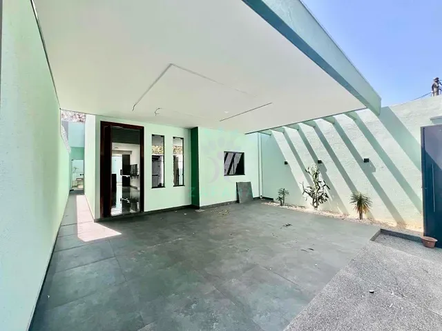 Casa com 180m² 3 quartos e 3 banheiros, à venda, no bairro Vila Nasser em Campo Grande