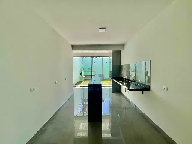 Casa com 180m² 3 quartos e 3 banheiros, à venda, no bairro Vila Nasser em Campo Grande