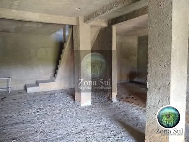 Casa com 150m² 3 quartos e 2 banheiros, à venda, no bairro Ana Maria em Sorocaba