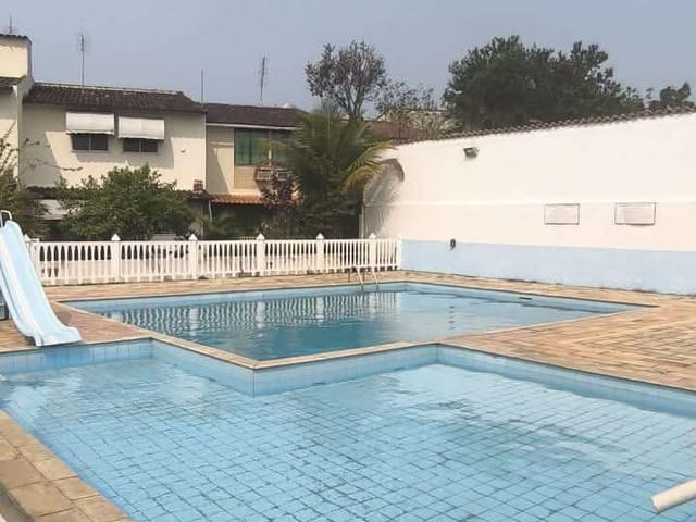 Casa 2 quartos e 1 banheiro, à venda, no bairro Balneário Remanso em Rio das Ostras