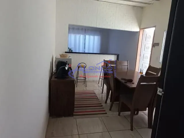 Casa com 125m² 2 quartos e 1 banheiro, à venda, no bairro Vila Ita em Jacareí