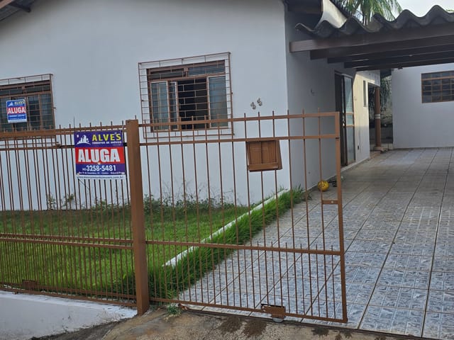 Casa com 300m² 3 quartos e 2 banheiros, à venda, no bairro JARDIM LAS VEGAS em Ibiporã