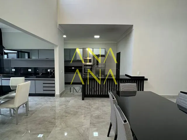 Casa com 350m² 3 quartos e 5 banheiros, à venda, no bairro Condomínio Residencial Euroville II em Bragança Paulista