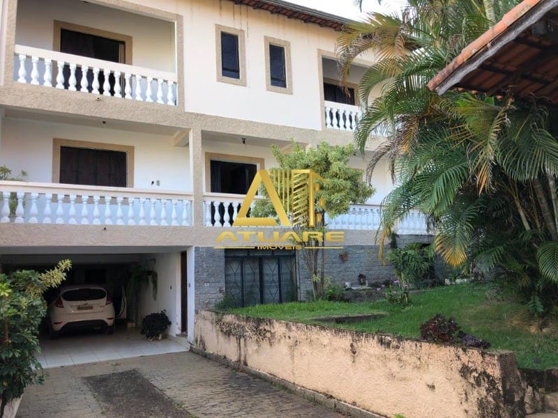 Casa, 5 quartos, 200 m² - Foto 1