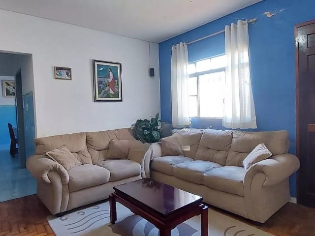 Casa 2 quartos e 1 banheiro, à venda ou para alugar, no bairro Vila Eldízia em Santo André
