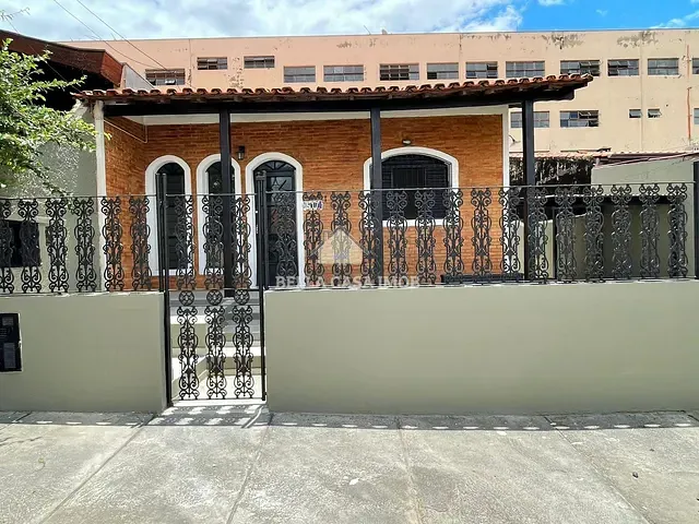Casa com 216m² 3 quartos e 2 banheiros, à venda, no bairro Jardim Maria Antônia Prado em Sorocaba