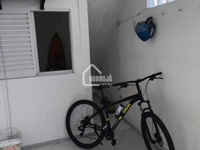 Casa com 60m² 2 quartos e 2 banheiros, para alugar, no bairro Vila Santo Antônio em Guarujá