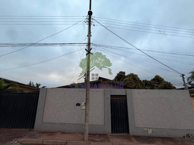 Casa 3 quartos e 2 banheiros, à venda, no bairro Industrial em Corumbá