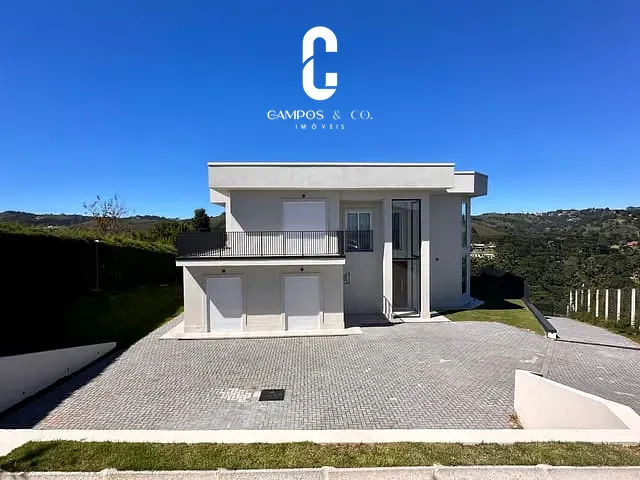 Casa com 1247m² 5 quartos e 6 banheiros, à venda, no bairro Jardim Embaixatriz em Campos Do Jordão