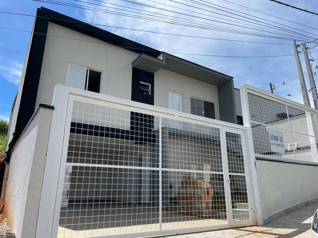 Casa 2 quartos e 1 banheiro, à venda, no bairro Vila São Paulo em Mogi das Cruzes