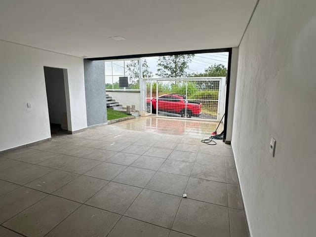 Casa 2 quartos e 1 banheiro, à venda, no bairro Vila São Paulo em Mogi das Cruzes