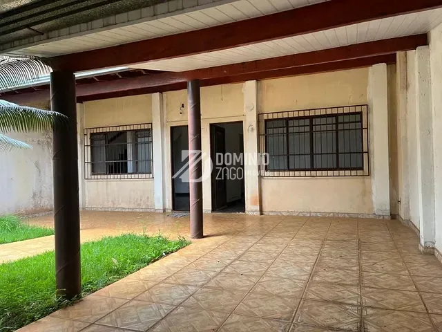 Casa com 360m² 4 quartos e 2 banheiros, à venda, no bairro Vila Militar em Uberaba