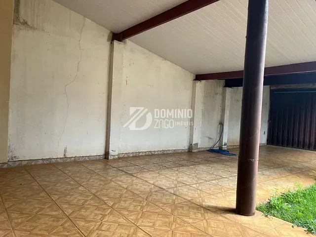 Casa com 360m² 4 quartos e 2 banheiros, à venda, no bairro Vila Militar em Uberaba
