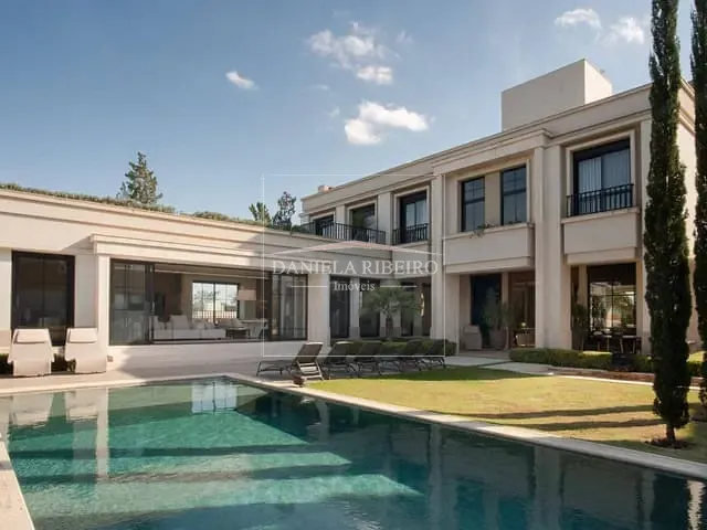 Casa com 1588m² 5 quartos e 8 banheiros, à venda, no bairro Vivendas do Arvoredo em Londrina