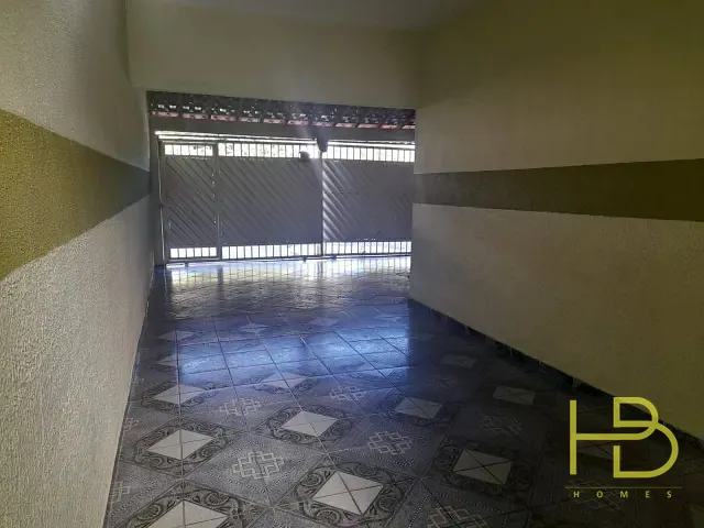 Casa 3 quartos e 2 banheiros, à venda, no bairro Jardim Montevidéo em Sorocaba