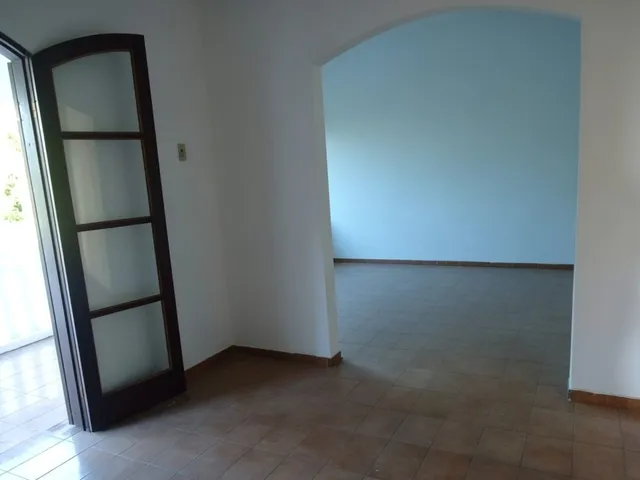 Casa com 353m² 4 quartos e 2 banheiros, à venda, no bairro Vila Mariana em Americana