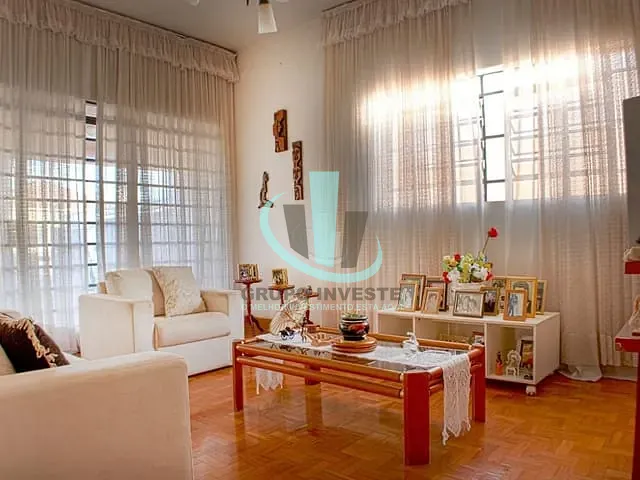 Casa com 1031m² 3 quartos e 3 banheiros, à venda, no bairro CENTRO em ARARAQUARA